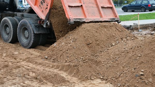 Soil Delivery in Macomb