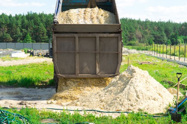 Bulk Sand Delivery in Macomb