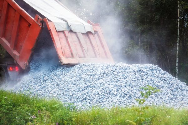 Gravel Hauling Service in Macomb