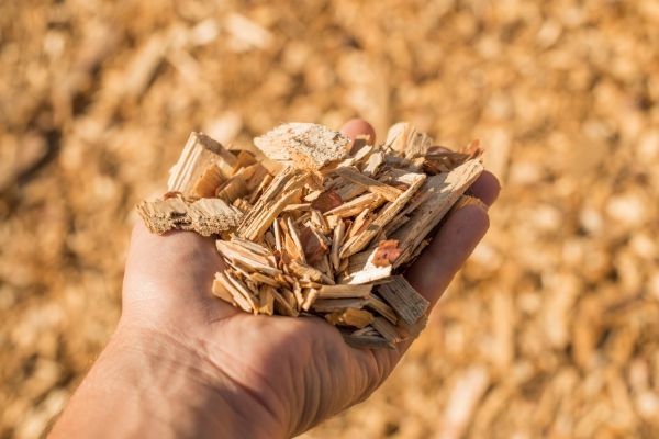 Wood Chips Spreading in Macomb