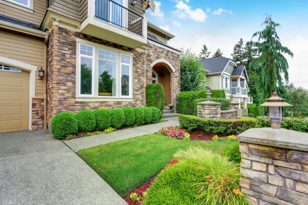 Residential Landscaping in Macomb