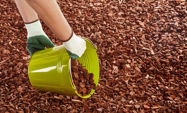 Wood Chip Landscaping in Macomb