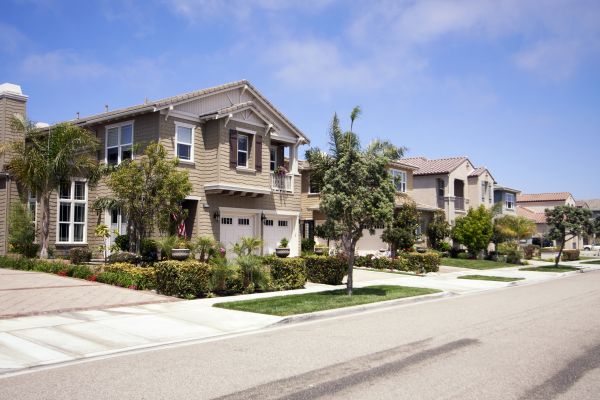 Neighborhood Landscaping in Macomb