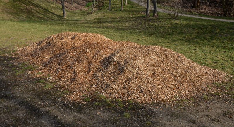 Wood Chip Landscaping